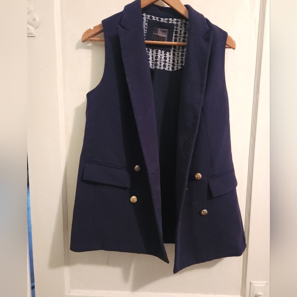 Limited navy vest - Picture 1 of 3